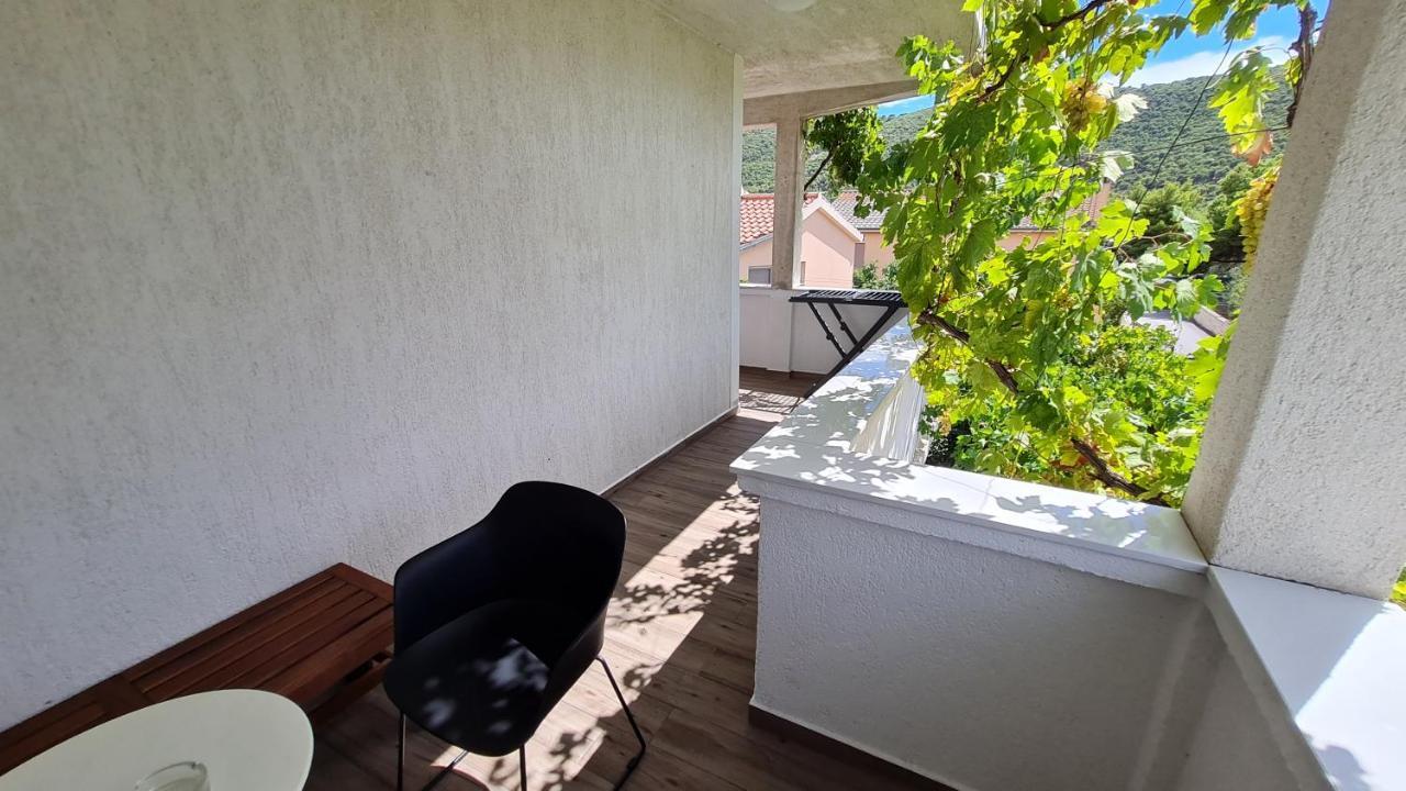 Apartmani Mlinar - Studio Apartment Гребащиця Екстер'єр фото